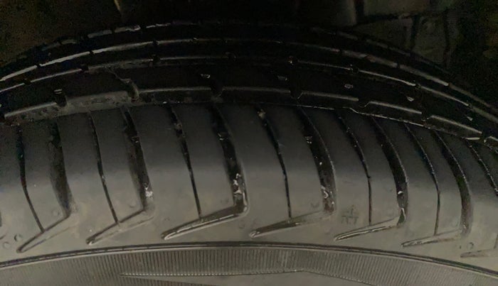 2021 Maruti New Wagon-R LXI CNG (O) 1.0, CNG, Manual, 39,613 km, Left Front Tyre Tread