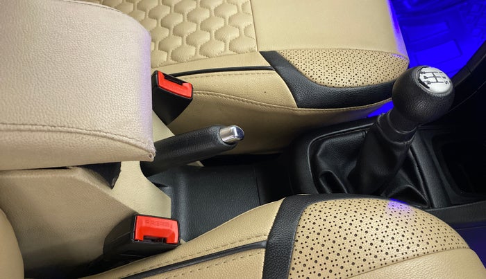 2017 Maruti Swift VXI D, Petrol, Manual, 54,792 km, Gear Lever