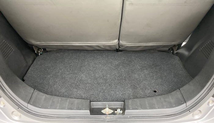 2015 Maruti Wagon R 1.0 VXI, Petrol, Manual, 21,757 km, Boot Inside