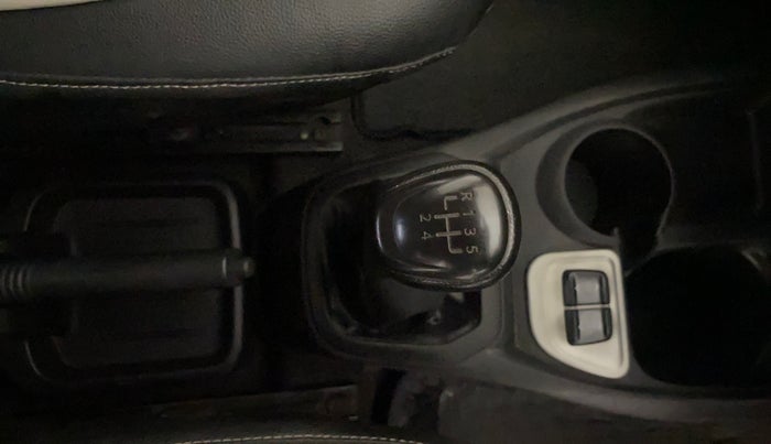 2018 Datsun Redi Go T (O), Petrol, Manual, 42,162 km, Gear Lever