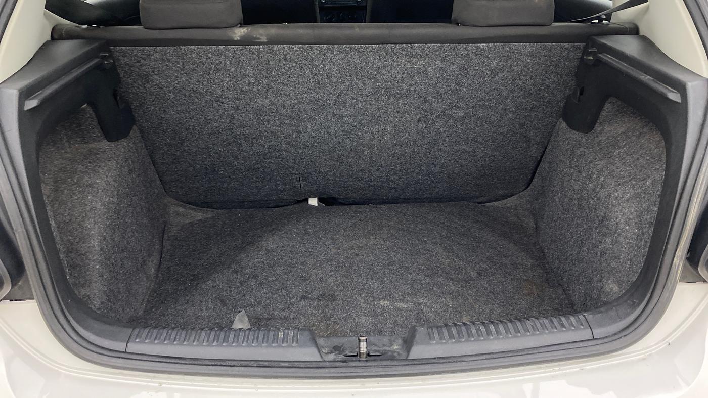 2018 Volkswagen Polo COMFORTLINE 1.2L, Petrol, Manual, 83,649 km, Boot Inside