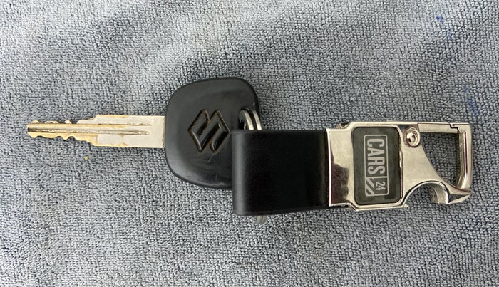 2016 Maruti Eeco 5 STR CNG WITH AC PLUSHTR, CNG, Manual, 60,713 km, Key Close Up