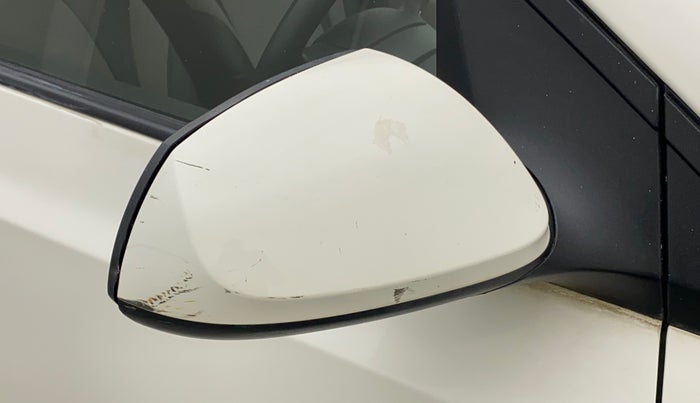2015 Hyundai Grand i10 MAGNA 1.2 KAPPA VTVT, CNG, Manual, 44,909 km, Right rear-view mirror - Cover has minor damage