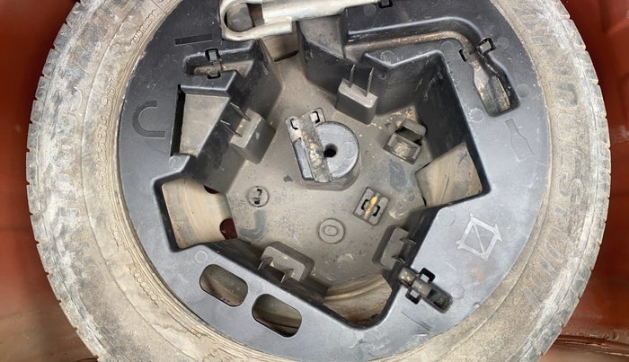 2016 Mahindra Kuv100 K6 PLUS D 6 STR, Diesel, Manual, 85,537 km, Spare Tyre