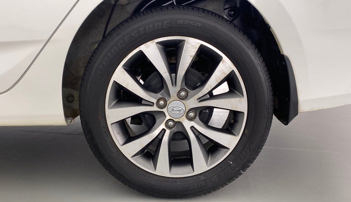 2017 Hyundai Verna 1.6 SX VTVT (O), Petrol, Manual, 4,832 km, Left Rear Wheel