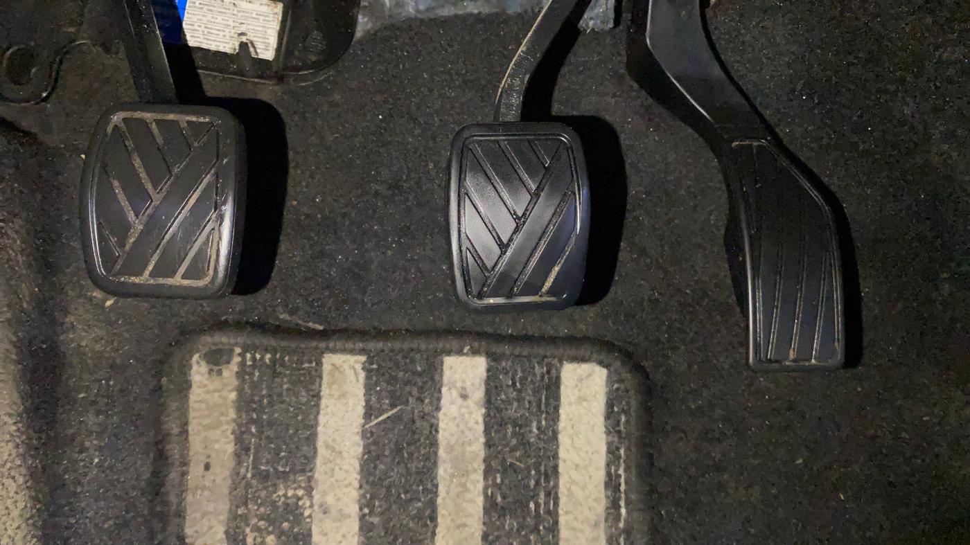 2020 Maruti S Cross ZETA 1.5, Petrol, Manual, 84,377 km, Pedals
