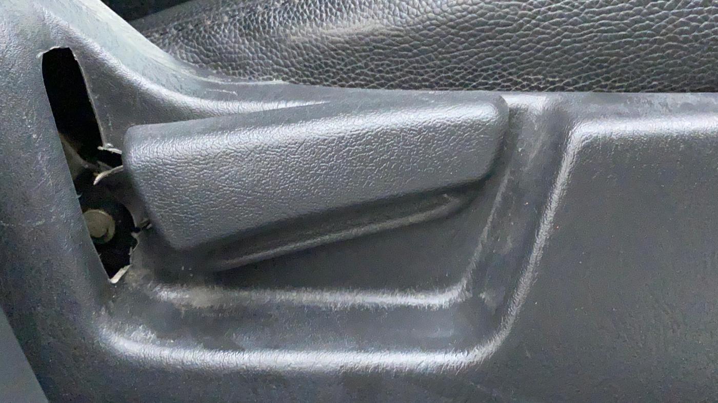 2017 Maruti Alto K10 VXI P, Petrol, Manual, 30,515 km, Driver Side Adjustment Panel
