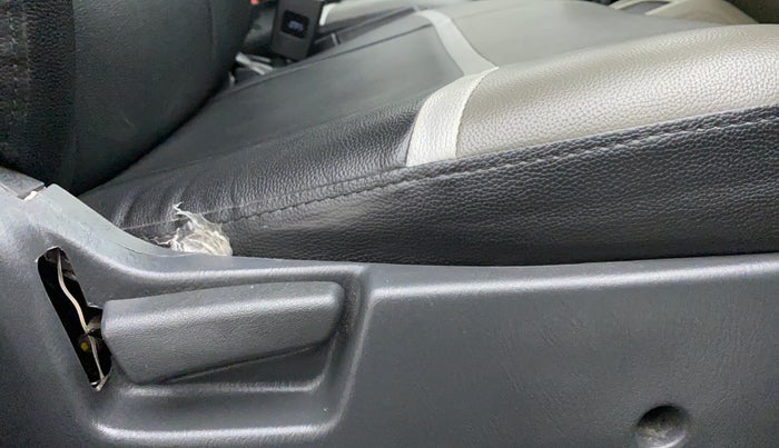 2017 Maruti Alto K10 VXI (O) AMT, Petrol, Automatic, 6,303 km, Driver Side Adjustment Panel