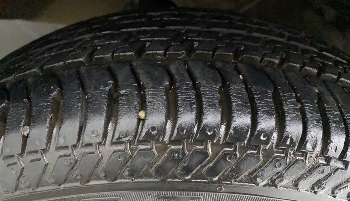 2017 Maruti Alto K10 VXI (O) AMT, Petrol, Automatic, 6,303 km, Right Rear Tyre Tread