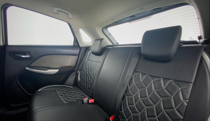 2015 Maruti Baleno DELTA 1.2 K12, Petrol, Manual, 61,060 km, Right Side Rear Door Cabin