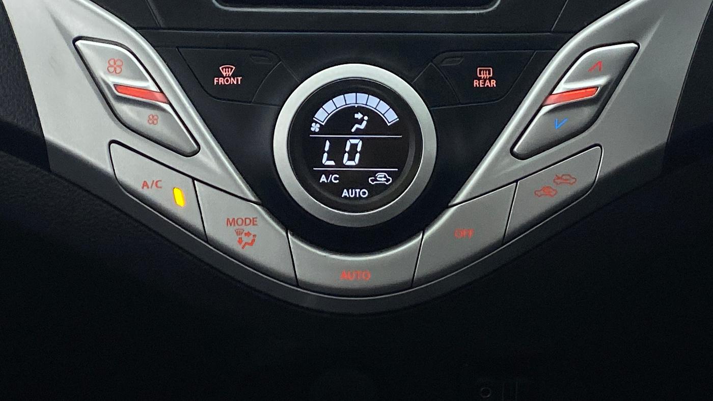 2015 Maruti Baleno DELTA 1.2 K12, Petrol, Manual, 61,060 km, Automatic Climate Control