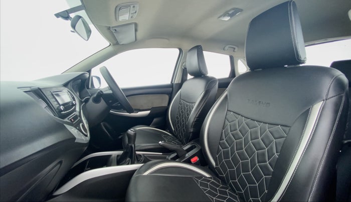 2015 Maruti Baleno DELTA 1.2 K12, Petrol, Manual, 61,060 km, Right Side Front Door Cabin