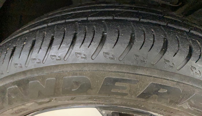 2022 Nissan MAGNITE XV PREMIUM TURBO CVT, Petrol, Automatic, 13,358 km, Left Front Tyre Tread