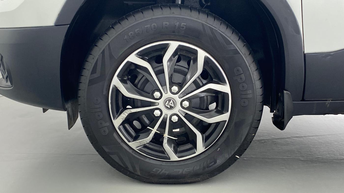 2021 Tata PUNCH PURE MT, Petrol, Manual, 3,294 km, Left Front Wheel