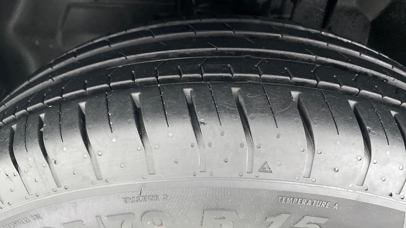 2021 Tata PUNCH PURE MT, Petrol, Manual, 3,294 km, Left Front Tyre Tread