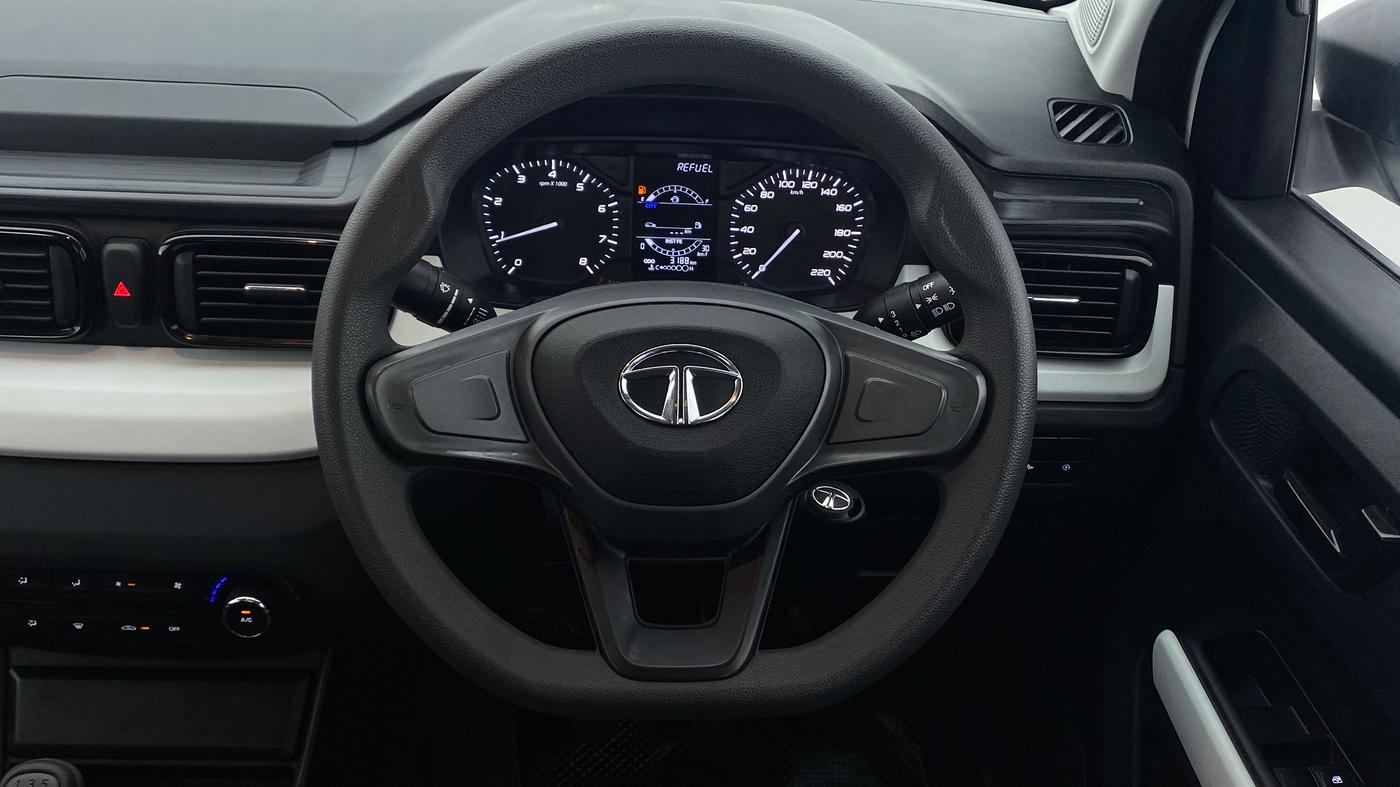 2021 Tata PUNCH PURE MT, Petrol, Manual, 3,294 km, Steering Wheel Close Up