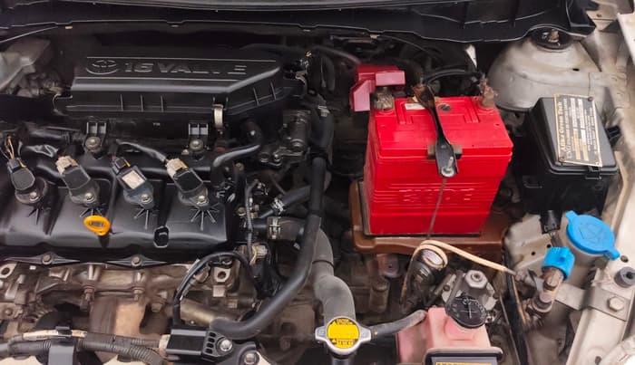 2015 Toyota Etios VX, CNG, Manual, 1,10,885 km, Engine View - Left