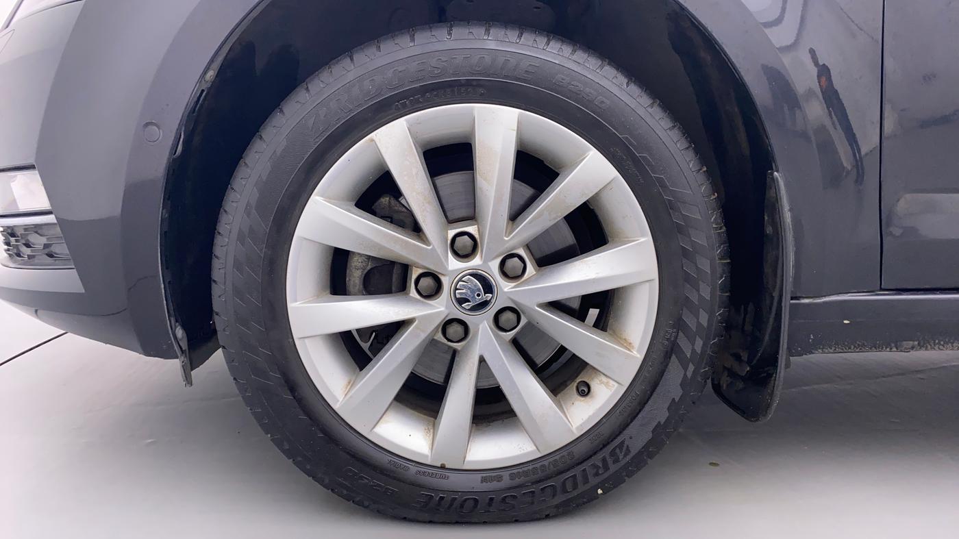2019 Skoda Octavia 2.0 L&K AT TDI, Diesel, Automatic, 59,021 km, Left Front Wheel