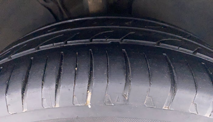 2019 Skoda Octavia 2.0 L&K AT TDI, Diesel, Automatic, 59,021 km, Right Front Tyre Tread