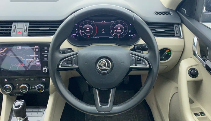 2019 Skoda Octavia 2.0 L&K AT TDI, Diesel, Automatic, 59,021 km, Steering Wheel Close Up