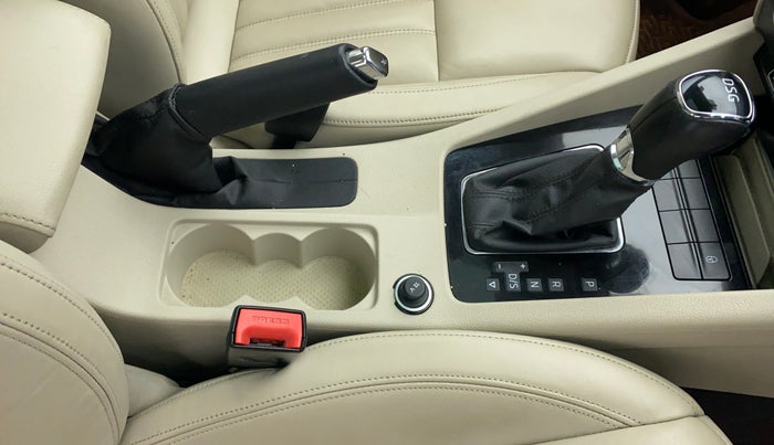 2019 Skoda Octavia 2.0 L&K AT TDI, Diesel, Automatic, 59,021 km, Gear Lever