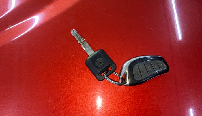 2017 Nissan Micra Active XL, Petrol, Manual, 70,200 km, Key Close Up