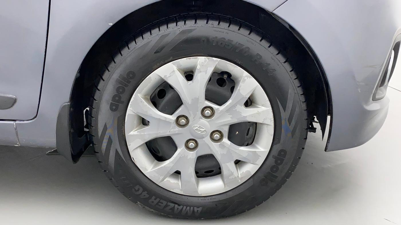 2013 Hyundai Grand i10 SPORTZ 1.1 CRDI, Diesel, Manual, 80,593 km, Right Front Wheel