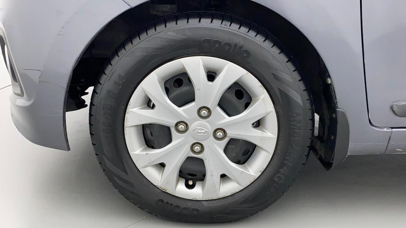 2013 Hyundai Grand i10 SPORTZ 1.1 CRDI, Diesel, Manual, 80,593 km, Left Front Wheel