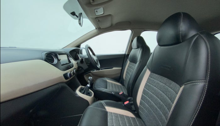 2013 Hyundai Grand i10 SPORTZ 1.1 CRDI, Diesel, Manual, 80,593 km, Right Side Front Door Cabin