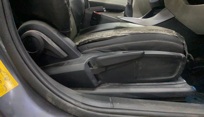 2021 Tata ALTROZ XZ PETROL, Petrol, Manual, 59,885 km, Driver Side Adjustment Panel