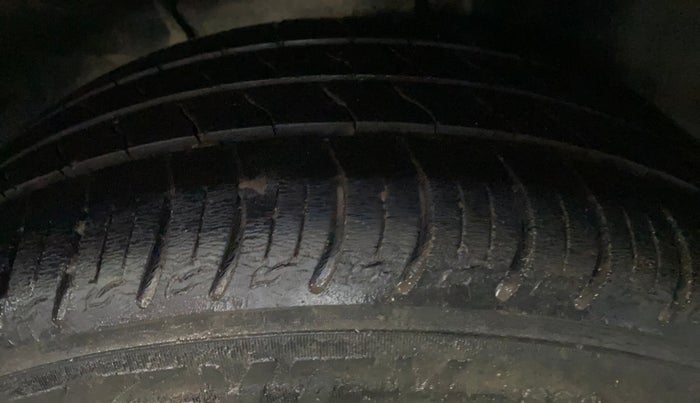 2021 Tata ALTROZ XZ PETROL, Petrol, Manual, 59,885 km, Left Rear Tyre Tread