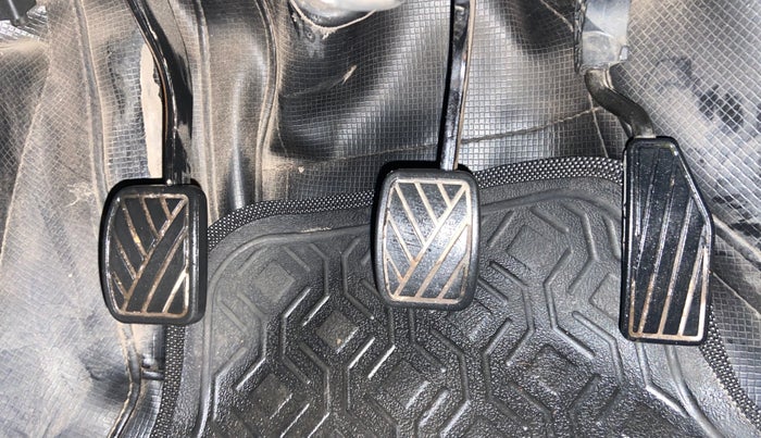 2019 Maruti New Wagon-R VXI 1.0, CNG, Manual, 94,250 km, Pedals