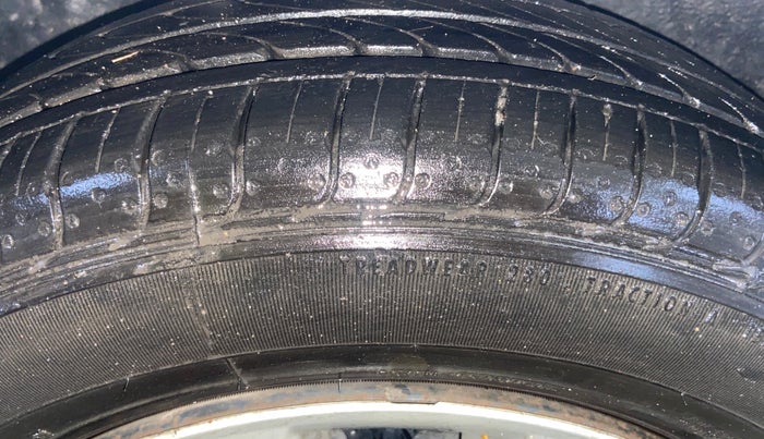 2019 Maruti New Wagon-R VXI 1.0, CNG, Manual, 94,250 km, Right Rear Tyre Tread