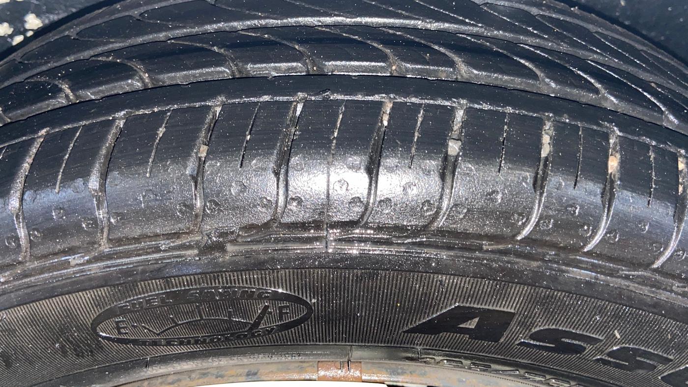 2019 Maruti New Wagon-R VXI 1.0, CNG, Manual, 94,250 km, Left Rear Tyre Tread