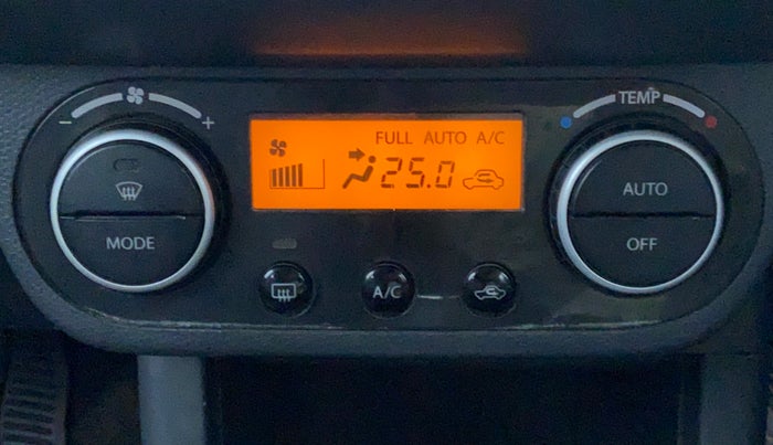 2009 Maruti Swift ZXI 1.3, Petrol, Manual, 78,279 km, Automatic Climate Control