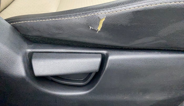 2019 Hyundai NEW SANTRO ASTA MT, Petrol, Manual, 29,906 km, Driver Side Adjustment Panel