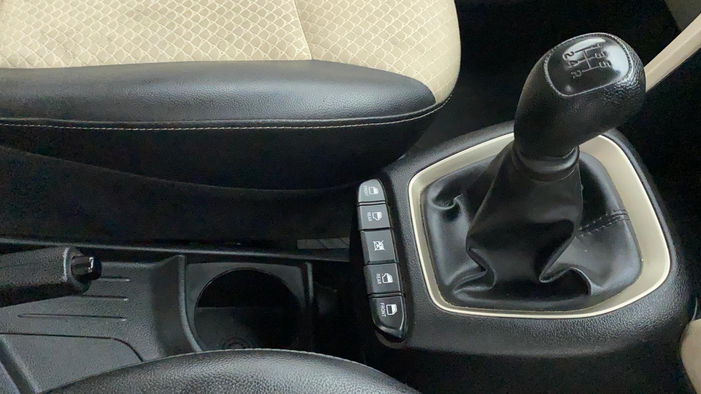 2019 Hyundai NEW SANTRO ASTA MT, Petrol, Manual, 29,906 km, Gear Lever