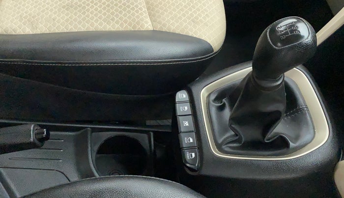 2019 Hyundai NEW SANTRO ASTA MT, Petrol, Manual, 29,906 km, Gear Lever