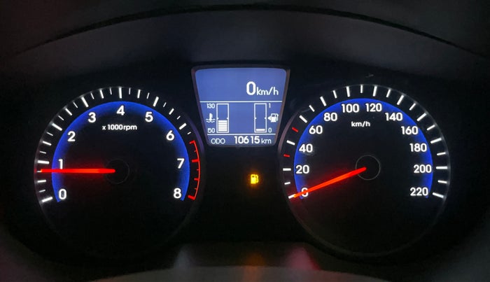 2014 Hyundai i20 ASTA (O) 1.2 WITH SUNROOF, Petrol, Manual, 10,605 km, Odometer Image