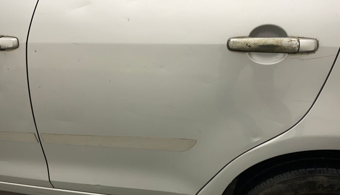 2012 Maruti Swift VXI, CNG, Manual, 86,899 km, Rear left door - Slightly dented