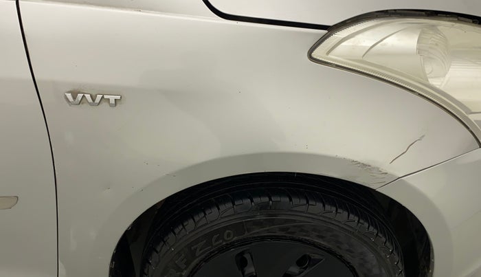 2012 Maruti Swift VXI, CNG, Manual, 86,899 km, Right fender - Slightly dented