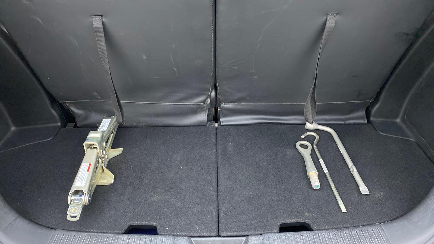 2021 Maruti XL6 ZETA SHVS, Petrol, Manual, 25,374 km, Boot Inside