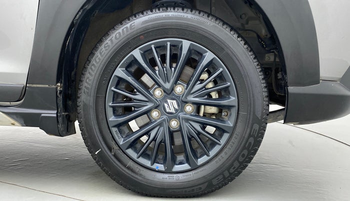2021 Maruti XL6 ZETA SHVS, Petrol, Manual, 25,374 km, Right Front Wheel