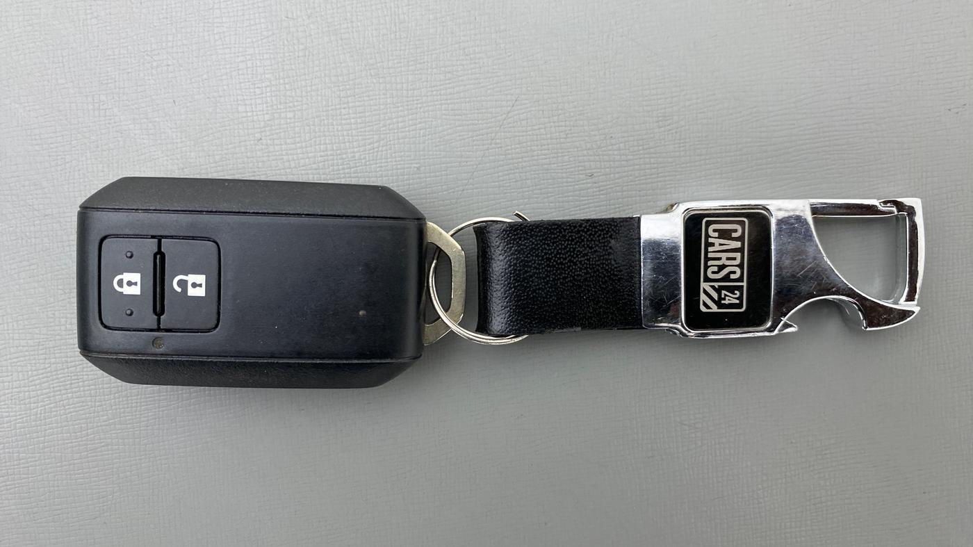 2021 Maruti XL6 ZETA SHVS, Petrol, Manual, 25,374 km, Key Close Up