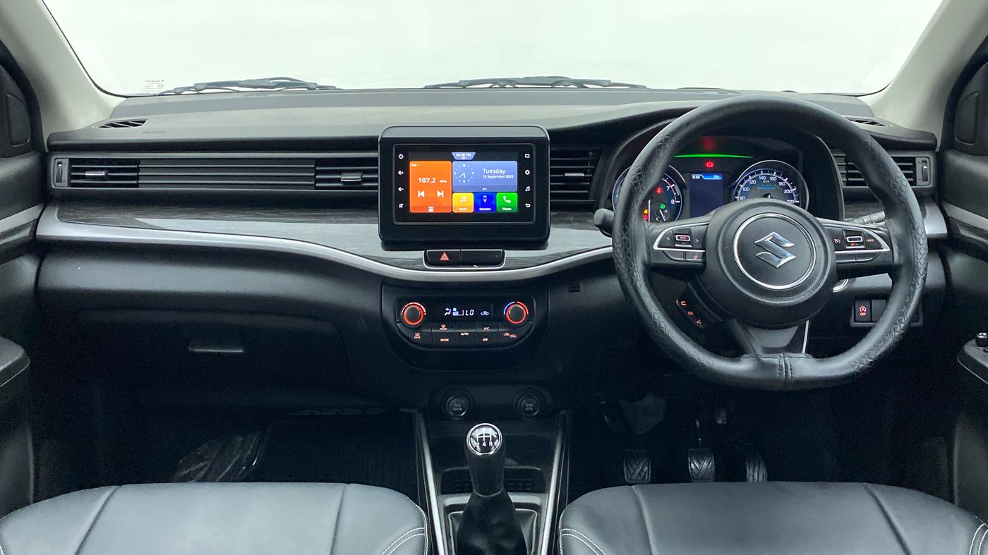 2021 Maruti XL6 ZETA SHVS, Petrol, Manual, 25,374 km, Dashboard