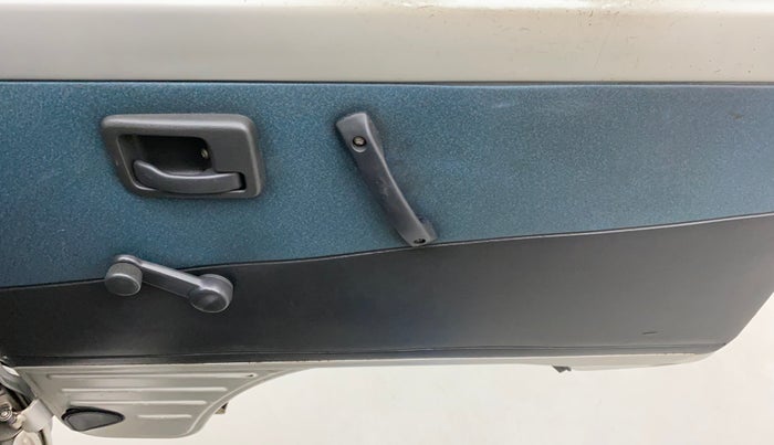 2016 Maruti OMNI E 8 STR, Petrol, Manual, 62,841 km, Driver Side Door Panels Control