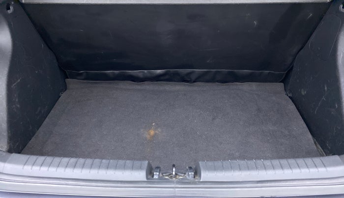 2018 Hyundai Elite i20 SPORTZ 1.2, Petrol, Manual, 55,720 km, Boot Inside