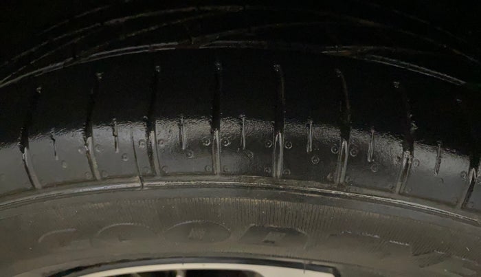 2022 Tata NEXON XZ PLUS (PREMIUM) PETROL, Petrol, Manual, 62,468 km, Left Front Tyre Tread