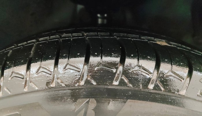 2019 Maruti Celerio ZXI AMT (O), Petrol, Automatic, 90,318 km, Right Front Tyre Tread