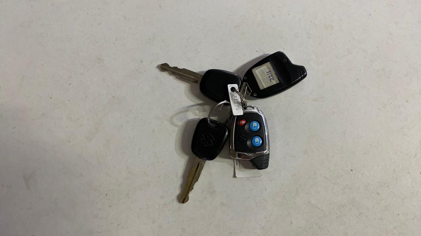 2016 Maruti Alto K10 VXI AMT, Petrol, Automatic, 44,427 km, Key Close Up